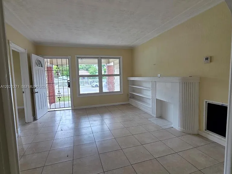 315 NW 53rd St — Photo 21