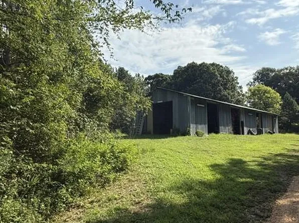 149 Nobles Rd, Paris, TN 38242