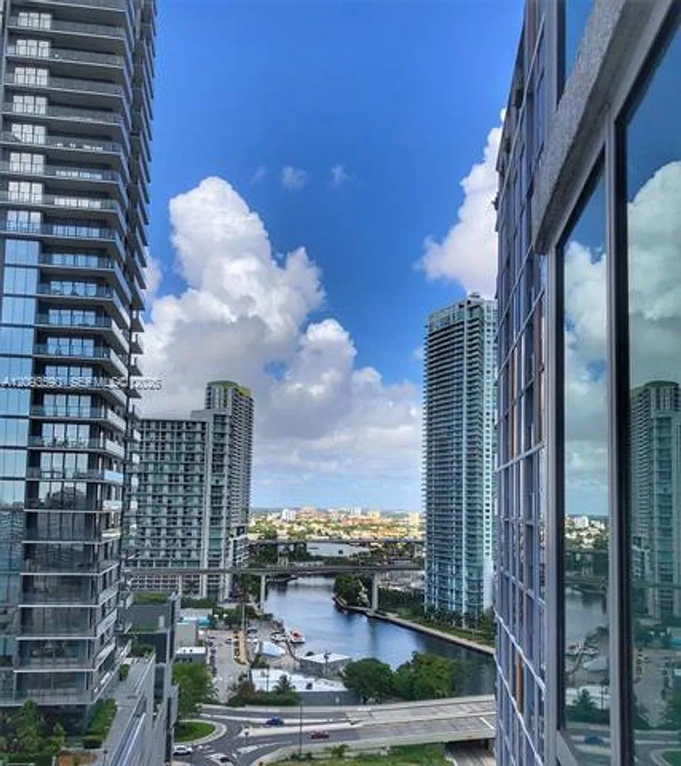 55 SE 6th St cu-1902, Miami, FL 33131 — Photo 4