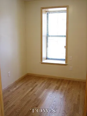 Rented by Town Residential | media 19