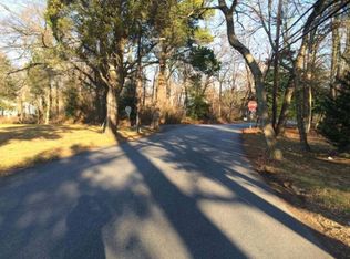 11335 Daisy Ln, Glenn Dale, MD 20769