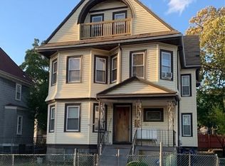 521 Park St #1, Dorchester Center, MA 02124