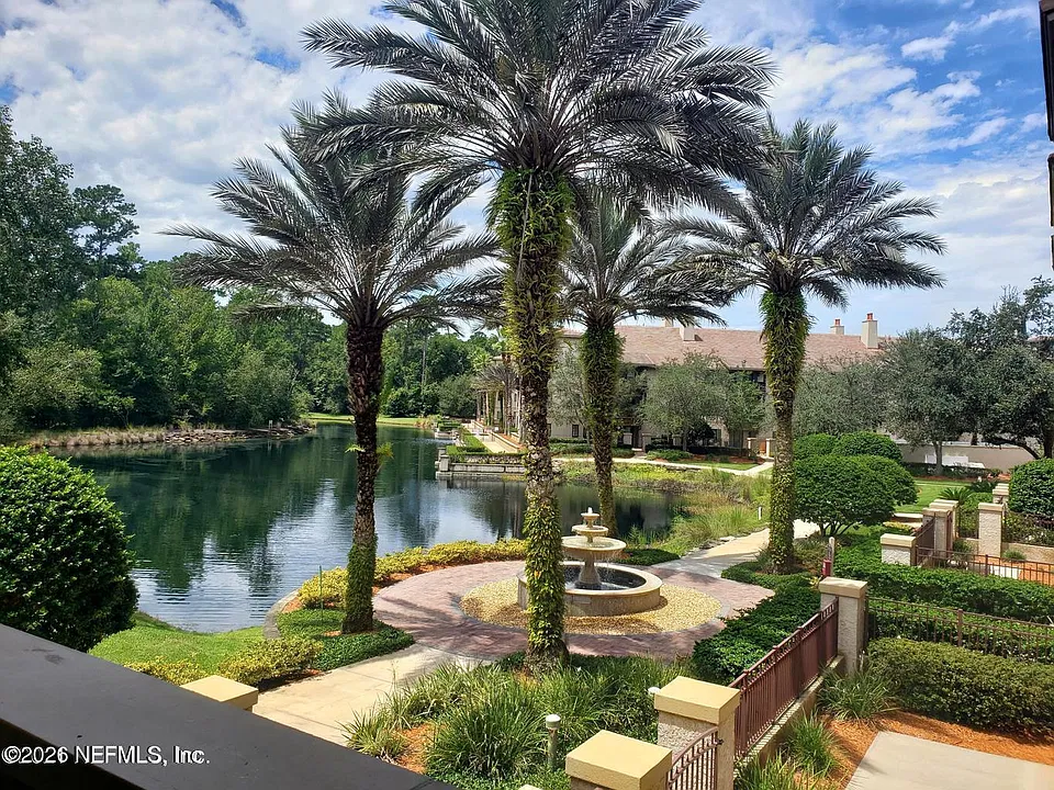 945 Registry Blvd #203