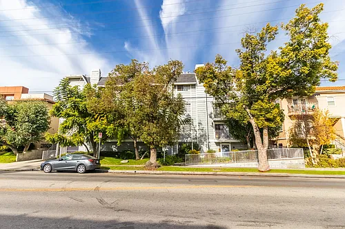 10845 Camarillo St Photo 1