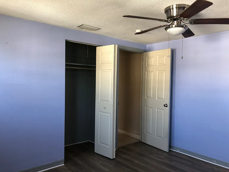 941 Lakeview Rd #2 — Photo 16