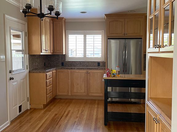 5th image of 2471 Kingfield Way
