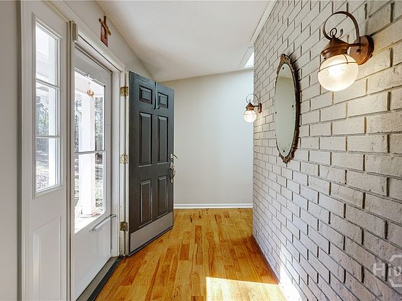 5th image of 245 Cedar Springs Drive