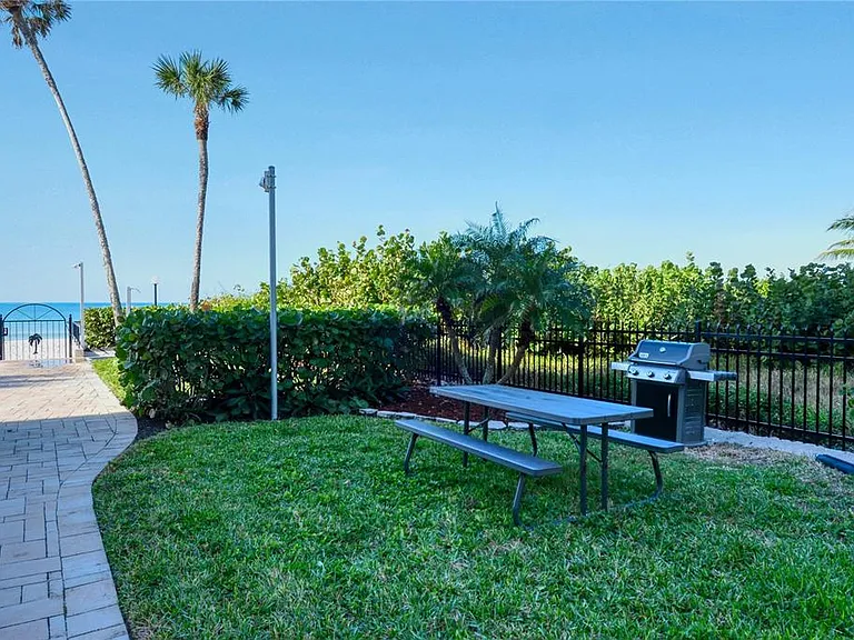 800 Benjamin Franklin Dr #406 — Photo 28