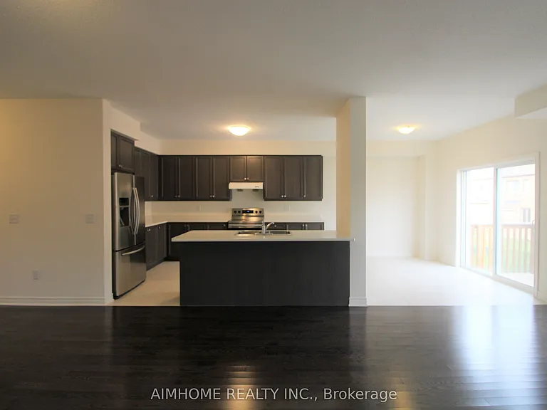 38 Foxberry Rd — Photo 12