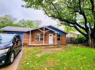2425 Harrison St, Grand Prairie, TX 75051