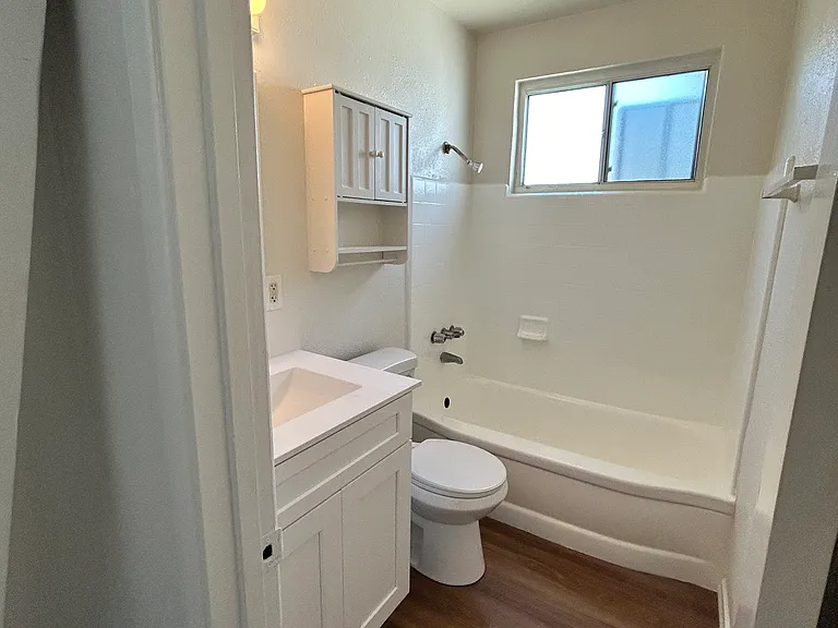 6859 Rockland St — Photo 11