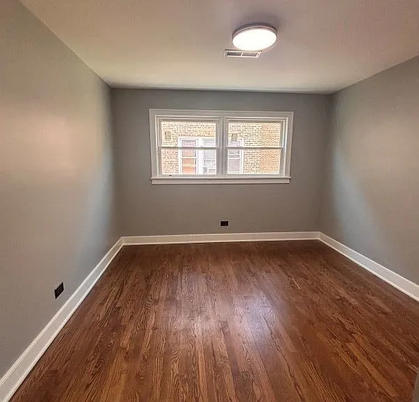 1950 W Fargo Ave #3E — Photo 8