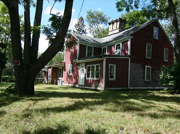 62 S Pierce Rd, East Greenwich, RI 02818
