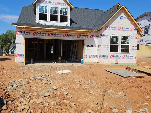 36 Twain Trl, Fletcher, NC 28732