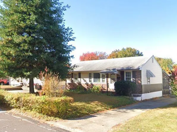 4423 Lindscott Ave, Saint Louis, MO 63134