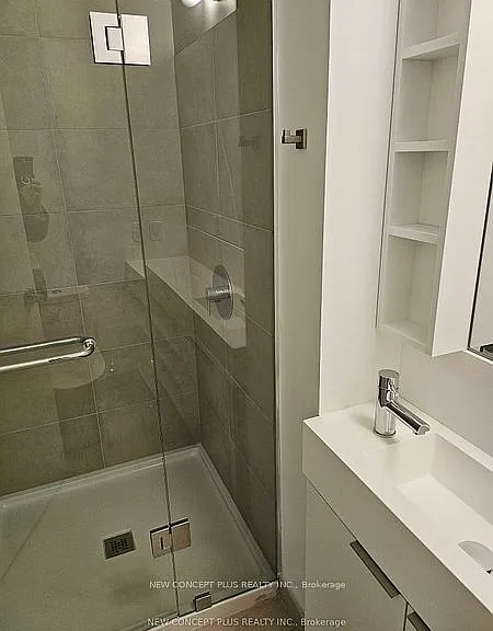 8 Wellesley St W #3311 — Photo 3