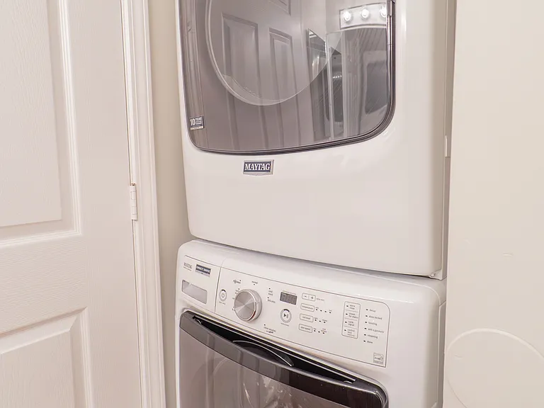 Washer/Dryer in unit