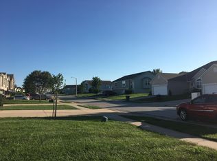 3901 SW Chartwell Ct, Lees Summit, MO 64082