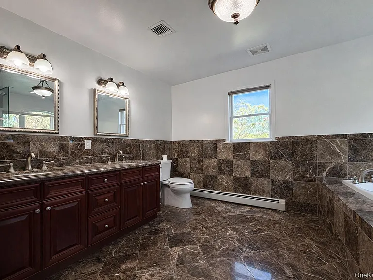 12 Fortune Way — Photo 17