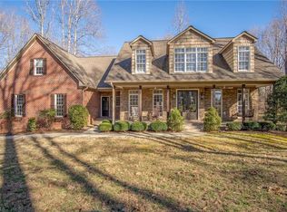7686 Deboe Rd, Summerfield, NC 27358