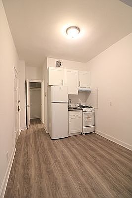 3rd image of 445 W 49th St #1B