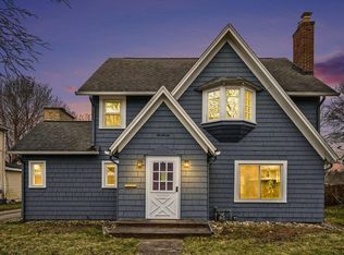 816 East St, Three Rivers, MI 49093