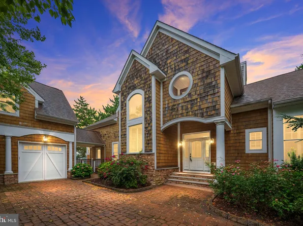 107 Blackpool Rd, Rehoboth Beach, DE 19971