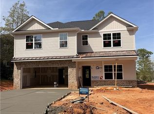 2103 Medhurst Dr, Greensboro, NC 27410