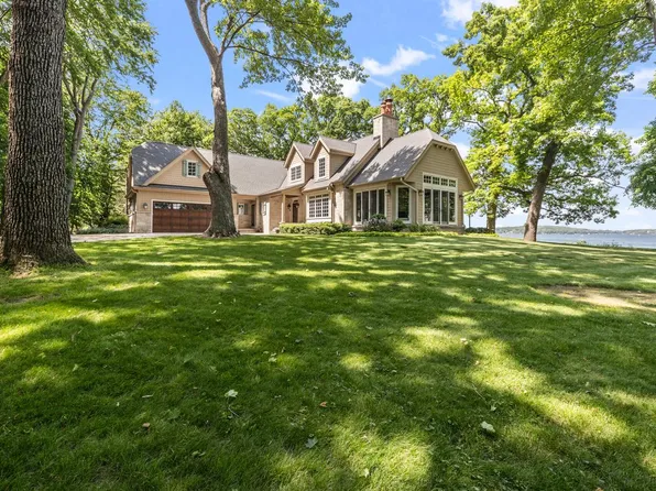 4878 North County Road C, Nashotah, WI 53058