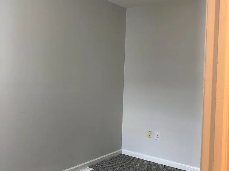 327 Point St — Photo 12