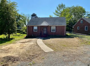 1303 Bowen St, Richmond, VA 23224