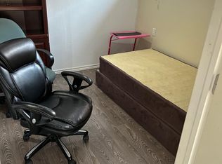 100 Brantwood Dr, Toronto, ON M1H2G8