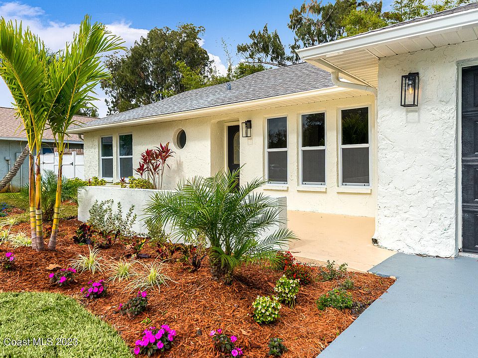 1st image of 670 Oak Park Cir