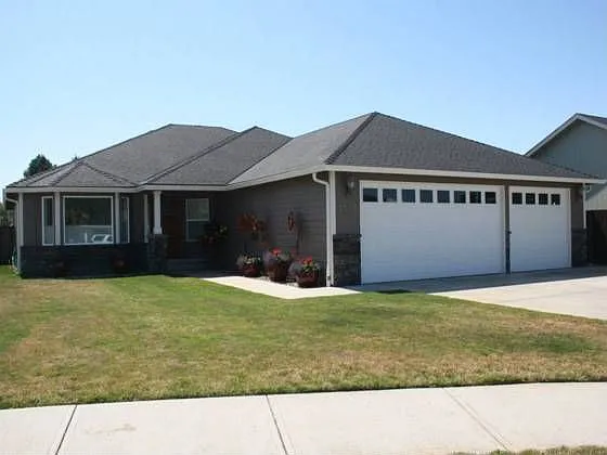 3555 Haliegh Pl photo 1