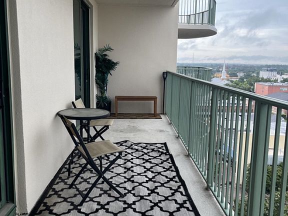4th image of 300 S Duval St Unit 1804