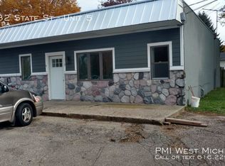 14532 State St APT 5, Marne, MI 49435