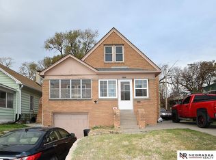 2704 S 13th St, Omaha, NE 68108