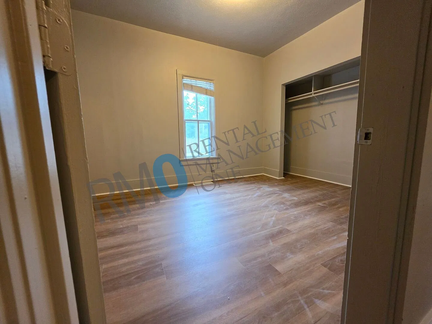 Charming 2 bedroom unit - Conveniently located. — Photo 4