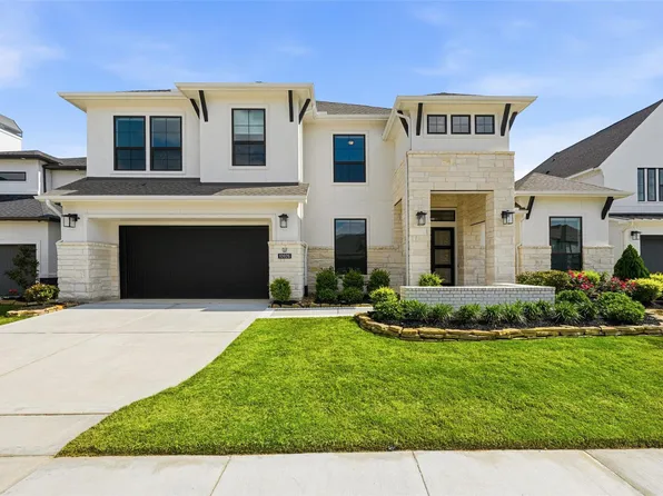 10926 White Mangrove Dr, Cypress, TX 77433