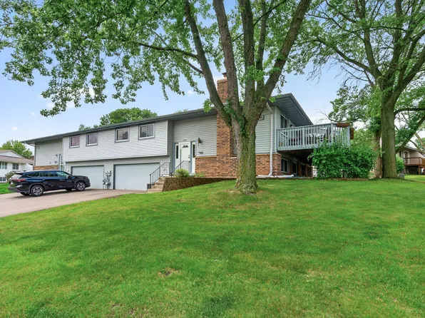 1738 Woodgate Ln, Eagan, MN 55122