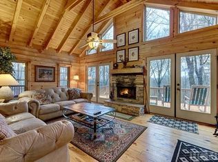 646 Tower Rd, Sapphire, NC 28774