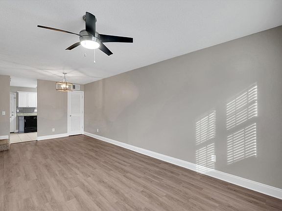 2nd image of 123 Trailside Ln