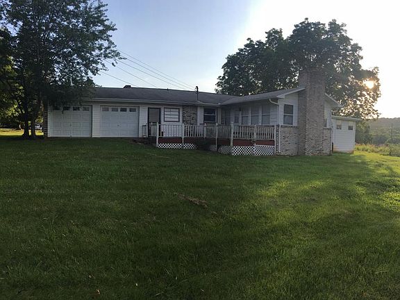 3rd image of 574 Academy Dr