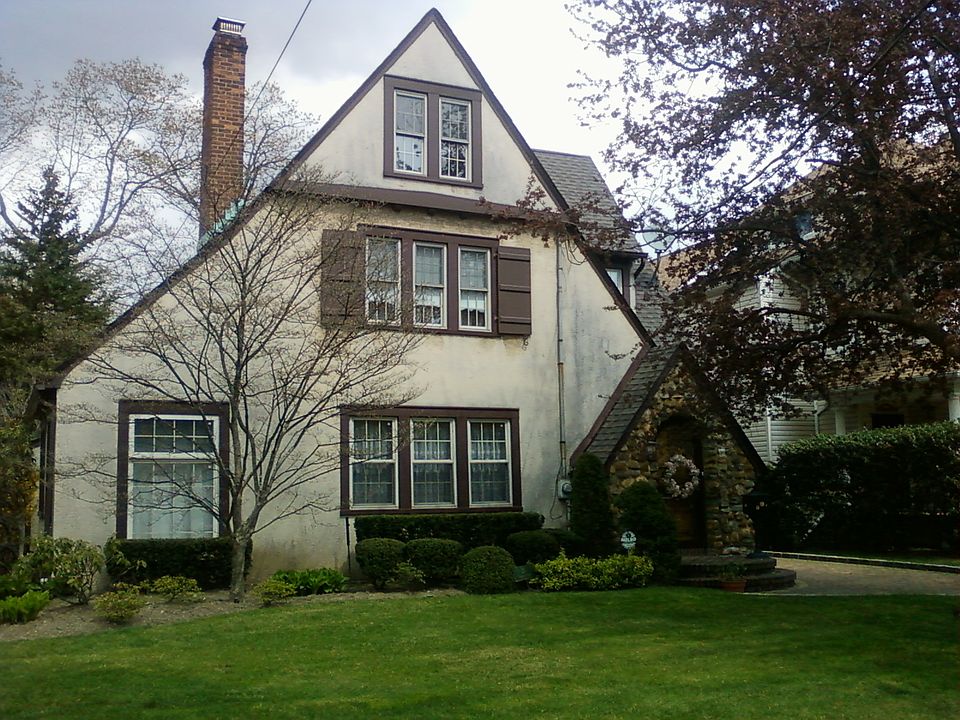 21 Varick Ct, Rockville Centre, NY 11570 Zillow