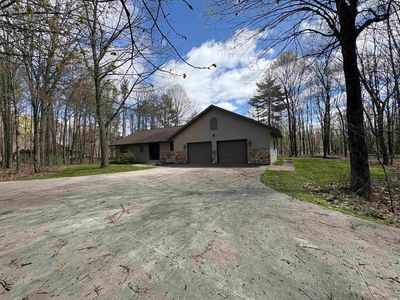 W9221 Amber Ln, Clintonville, WI, 54929