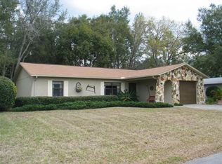 7100 W Porpoise Dr, Homosassa, FL 34446