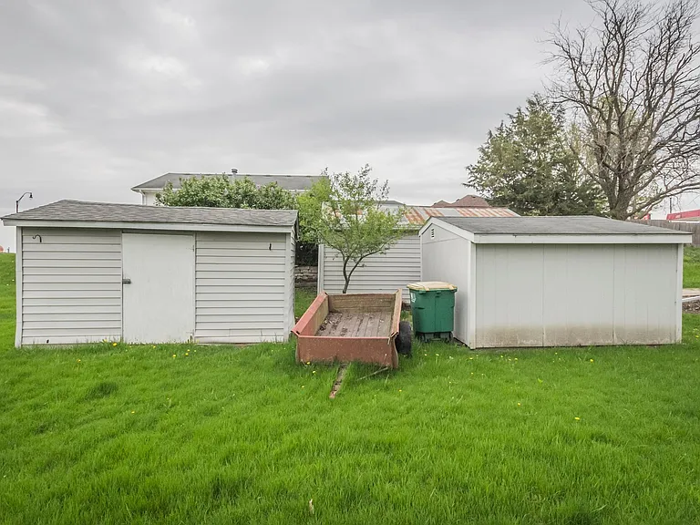 204 E Franklin Ave — Photo 13