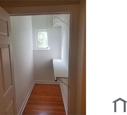 3rd image of 6942 S Oglesby Ave #3W