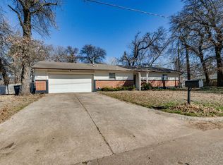 9617 NE 4th St, Midwest City, OK 73130