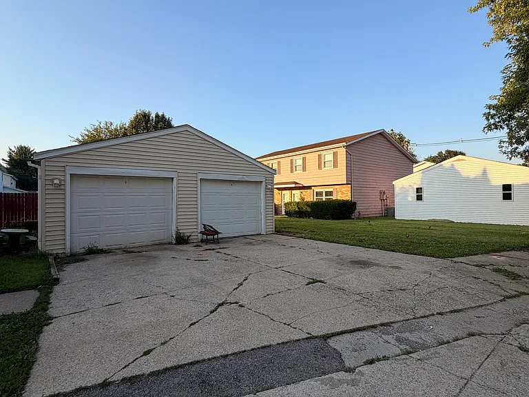 808 Crescent Dr #B — Photo 19
